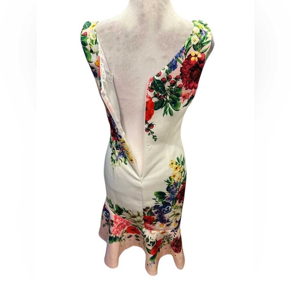 Venus beautiful floral dress size S - Picture 10 of 13